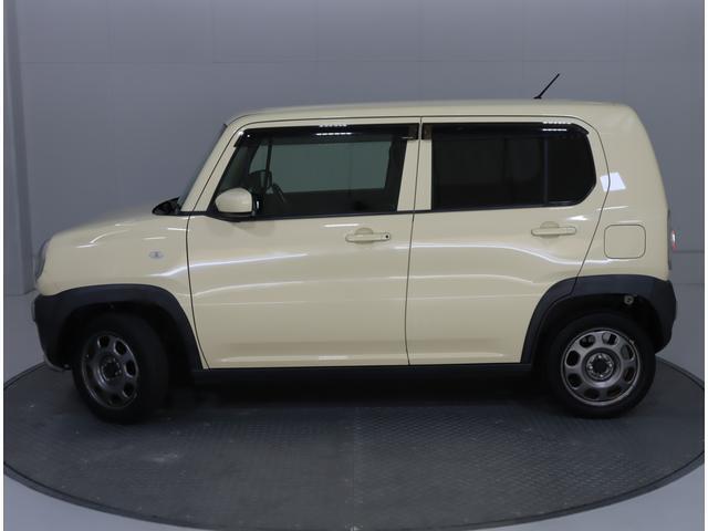 軽ワゴンとSUVを融合したデザイン。街乗りでもアウトドアでもなんでもござれなお車です☆