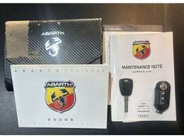 ■禁煙車　■スペアキー　■新車時保証書　■ディーラー点検記録簿(R03～05)　■取扱説明書　■メンテナンスノート