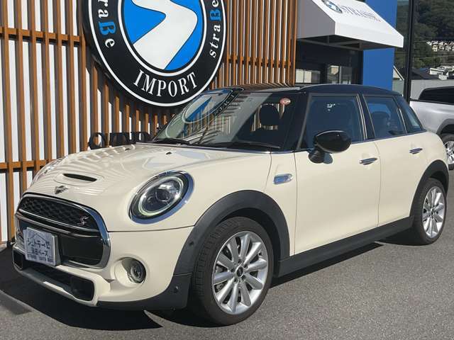 旬な車をスピード納車！シュトラーゼ広島海田BASE！