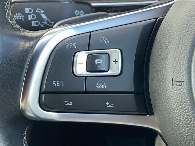 ◆ステアリングスイッチ◆運転中でも、ナビやODOメータをステアリングから操作することができる便利な機能です！