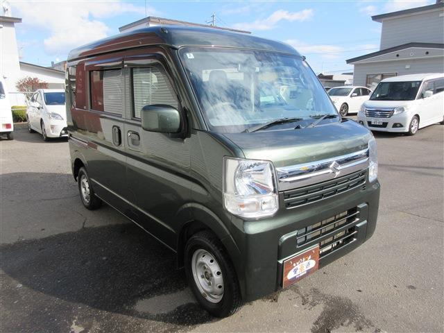 当店では1年間走行無制限部分保証が付いております。店頭でも保証に関してのご案内を致しますのでご検討の程お願い致します。