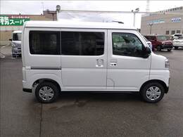 4WD☆ターボ☆届出済未使用車☆両側パワスラ☆衝突軽減ブレーキ☆レーダークルーズ☆アイドリングストップ☆オーバーヘッドシェルフ☆スマートキー☆プッシュスタート☆LEDヘッドライト☆LEDフォグランプ☆