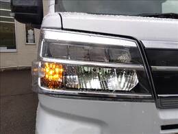 4WD☆ターボ☆届出済未使用車☆両側パワスラ☆衝突軽減ブレーキ☆レーダークルーズ☆アイドリングストップ☆オーバーヘッドシェルフ☆スマートキー☆プッシュスタート☆LEDヘッドライト☆LEDフォグランプ☆