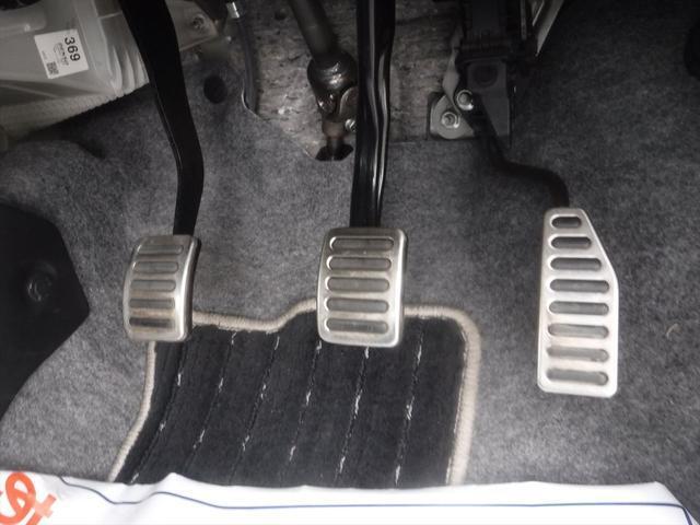 アルミペダルが標準装備！