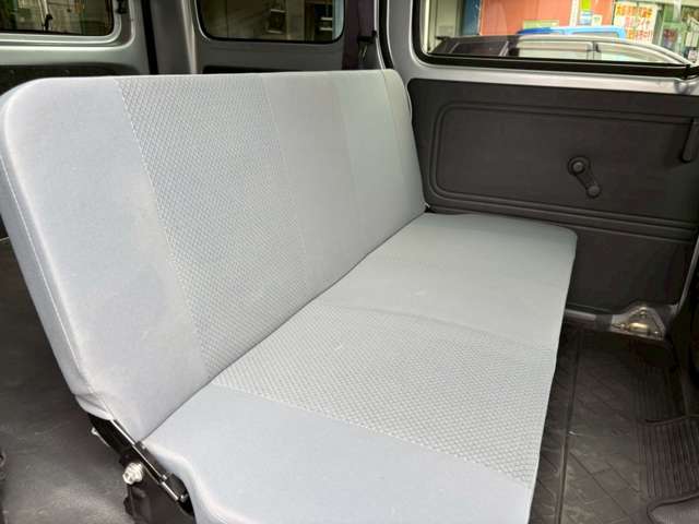 ご契約から納車まで担当営業を中心に、各スタッフ全員協力の上、迅速に進めさせていただきます。契約後車庫証明等の手続き中に、納車前車検又は点検をさせて頂き、ベストな態勢で納車の準備をさせて頂きます