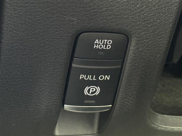 【運転席操作部】快適なドライブを楽しむための機能が装備されています！運転席から触れるので、使いやすいです！除菌プランいれていただくと、さらに清潔で安心していただけます！
