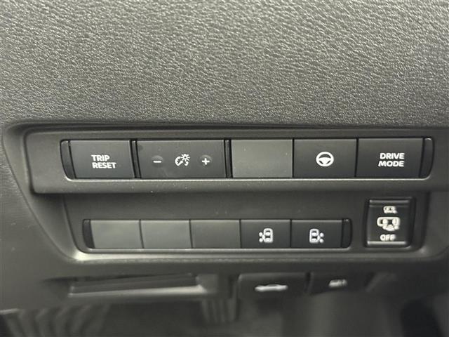 【運転席操作部】快適なドライブを楽しむための機能が装備されています！運転席から触れるので、使いやすいです！除菌プランいれていただくと、さらに清潔で安心していただけます！