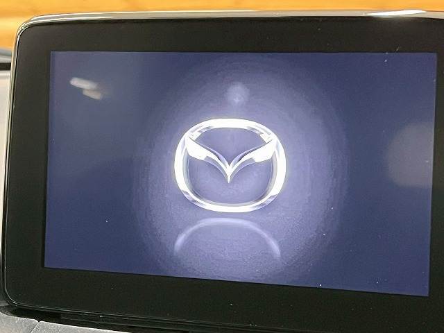【純正ナビ】地デジもついて多機能なモデルです。最新ナビもお取扱いございます。こだわりの機種などございましたらご相談ください