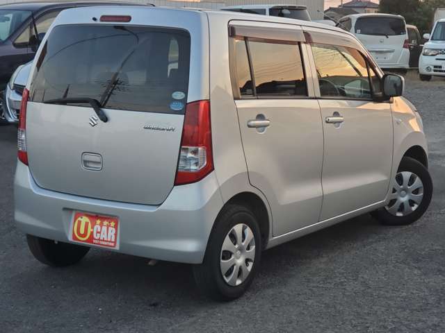 当店は中古車のプロ集団です。なにかお困りのことなどがございましたら、いつでもご相談ください。親切・丁寧をモットーに対応させて頂きます。