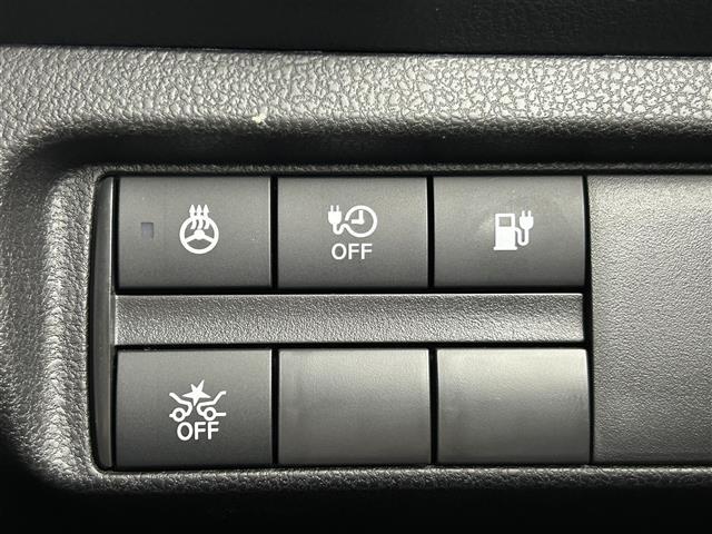 気になる車はすぐにお問い合わせください！画面右側の0066から始まる無料ダイヤルからお問い合わせ下さい！専門スタッフがお車のご質問にお答えいたします！