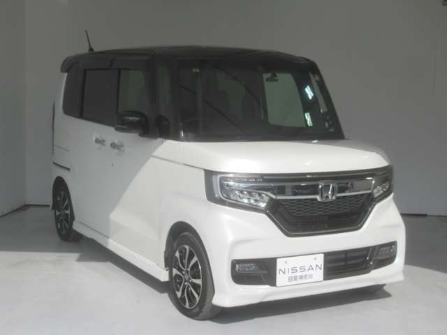 【お車でのアクセス】東名横浜町田ICが最寄。保土ヶ谷バイパス上川井ICから八王子街道（旧R16）を目黒交差点方面へ/国道246号目黒交差点から八王子街道を鶴ヶ峰方面へ。 東名高速脇の大きな看板が目印。