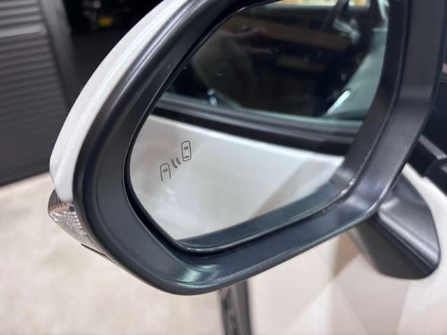 ブラインドスポットモニター