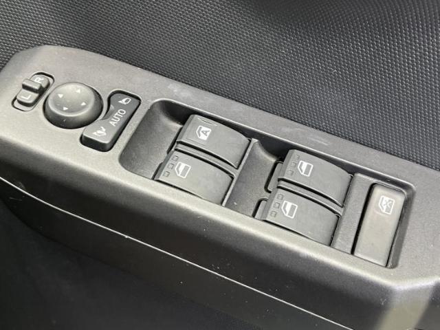 国産車から輸入車まで多様なお客様のニーズのお応えできるように、全国規模で豊富な在庫展開！車のことならWECARSへ！