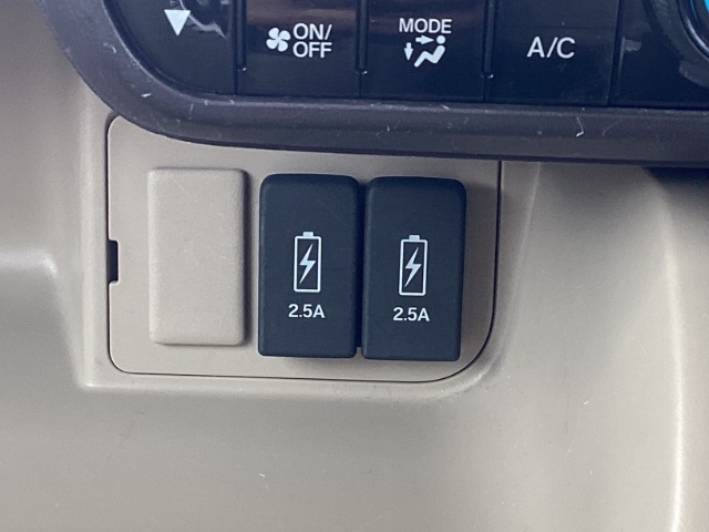 USB、充電も充実しています