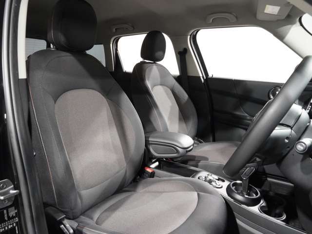 ■※注意※ショールーム以外のモータープールにて保管している車輌が多数あるため、実車をご覧になりたい場合は、お手数ですがご来店前に事前確認のご連絡を頂きますようお願い致します。