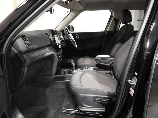 ■納車に関して・・・当社、ミニ専門店イールは皆様へ心を込めて納車いたします！■北海道から沖縄まで陸送業者にてお届けいたします■詳しくは販売スタッフまでお問合せください。