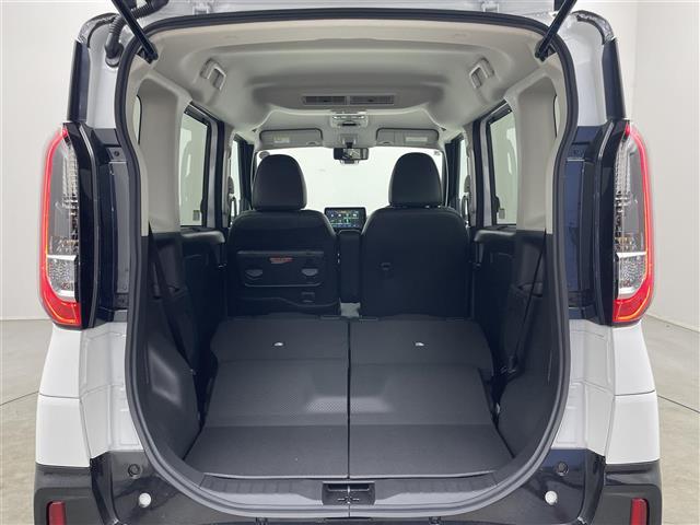 【シートアレンジ】乗せる人数、荷物によってシートをアレンジすれば、ダンボールなどの大きい荷物や、釣り具などの長尺物も載せられそうですね！