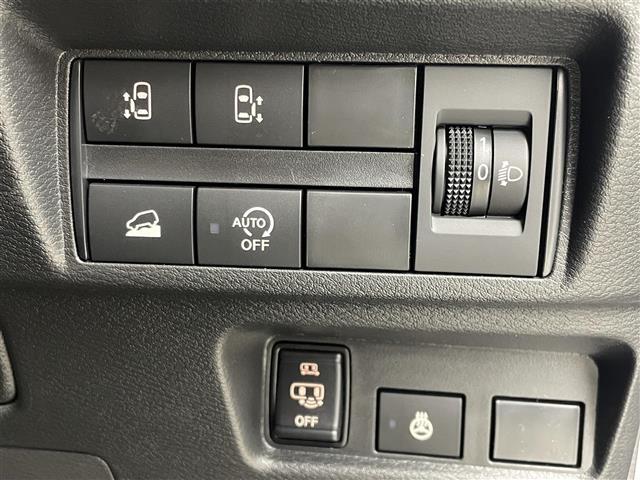 【運転席操作部】快適なドライブを楽しむための機能が装備されています！運転席から触れるので、使いやすいです！除菌プランいれていただくと、さらに清潔で安心していただけます！