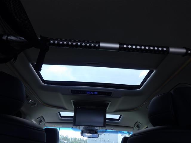 店舗にて現車の確認もいただけますので、お電話で在庫のご確認の上是非ご来店くださいませ！！！