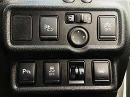 横滑り防止装置・アイドリングストップ・衝突軽減ブレーキ・レーンキープアシスト等のスイッチです♪