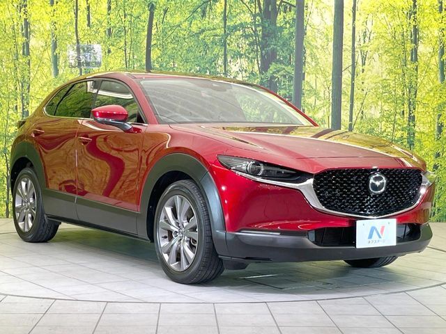 大好評のボディコーティング「弾スプラッシュコート」もご納車までに施工可能。通常のガラスコートと異なる、耐久年数6年の無機質ガラスコーティングが、ボディをキレイな状態に保ってくれます。