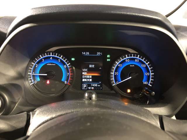 見やすいメーター周り！！カラーディスプレイには運転をサポートするさまざまな情報が表示されます(^^♪