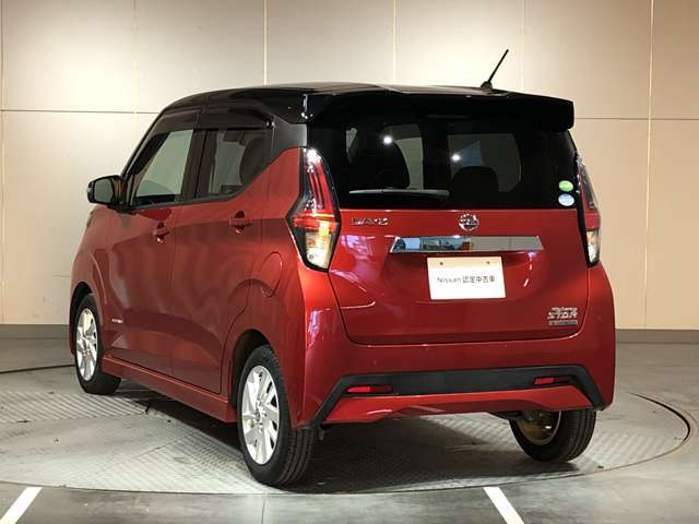 商品に自信があるからこそ、充実の保証内容をご用意しました。愛車を手放すまで、安心してドライブをお楽しみいただくお手伝いをいたします！