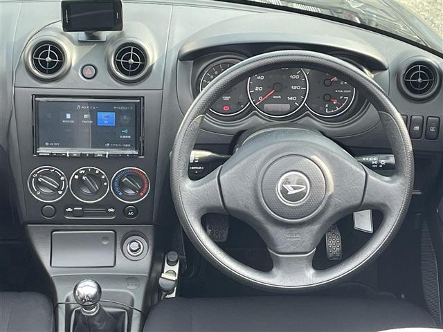 【ハンドル】『ハンドル/ステアリング』の画像になります。写真の内容に関してご不明点、ご質問等がございましたらお気軽にガリバー店舗までお問い合わせください。