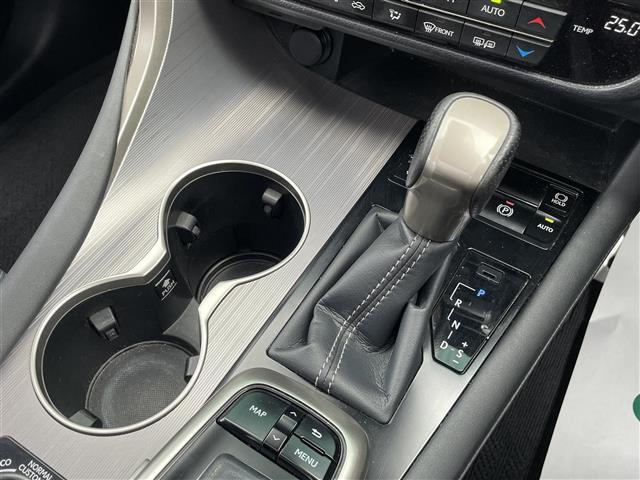 店頭在庫以外にも全国約4万台※の在庫から、ぴったりな1台をご提案します！※2023年10月現在の在庫台数です。売約済の可能性があります。