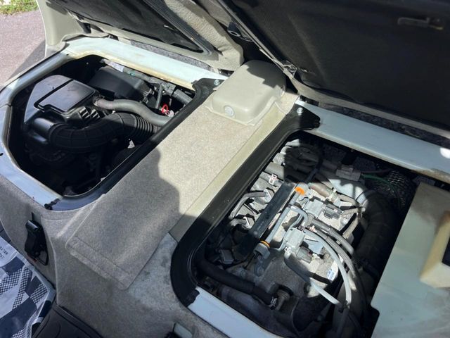 親切・丁寧な専門メカニックスタッフが応対！・車検・点検整備・事故等の修理などアフターサービスも安心。お車のカスタマイズもネクステージのサービススタッフまでご相談ください！