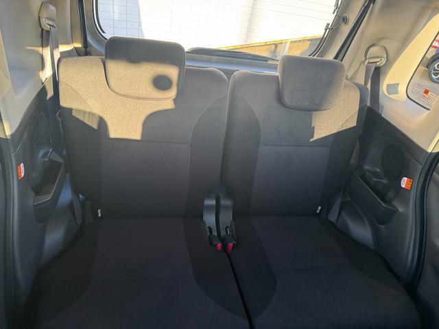 綺麗なリヤシート