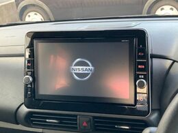 【大画面ナビ】人気の大型9インチナビを装備。存在感のある大画面はインパクト大！ナビ利用時のマップ表示は見やすく、テレビやDVDは臨場感がアップ！いつものドライブがグッと楽しくなります♪