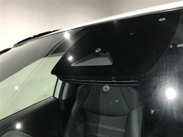 【衝突被害軽減ブレーキ】前方の車両や横断する歩行者などを検知した時、衝突回避や被害軽減をサポートします！！