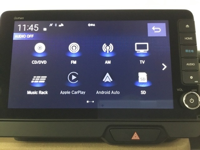 ドライブの必需品。見やすい・使いやすいHonda純正のメモリーナビを搭載。