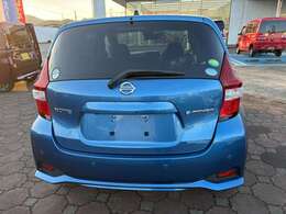 当店アクセス　車でのご来店の場合は、国道11号線沿い　高松市東部　屋島　登り口交差点東側にあります。