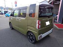 当店でご購入のお客様はオイル交換が無料です。どうぞご利用ください＊ただし、車検を他社にてお受けされた方は無効となります。オイル交換は当店入庫に限ります。