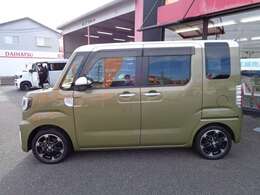 お車を見られる際には是非エンジンルームもチェックしてみてください！その仕上がりに驚かれるはずです！！