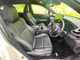 「この車の写真をもっと見たい」「状態が気になる」「この装備はついている？」どんな小さな疑問でもお気軽にお問い合わせください！