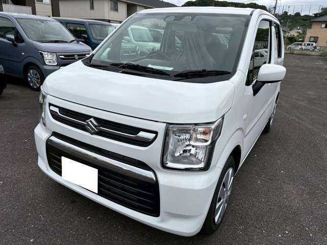 大分県下でも多くの車が勢ぞろいなユアーズ森町店！！ココへ来ればきっと探している車と出会えるはず・・・ご来店お待ちしております♪