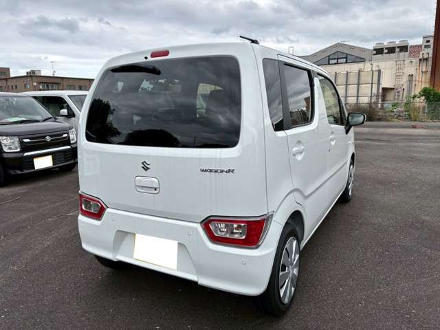 車検もユアーズにお任せ！最短45分で出来る立ち合い車検で、実際の部品が見れるので安心していただけます！