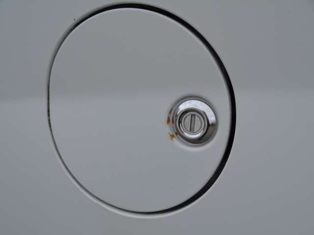 来店時は事前に電話連絡の上ご来店下さい。また、平日土曜日曜祝日は営業しており年末年始のみお休みです。カーセンサー　フリー電話：0078-6002-569407