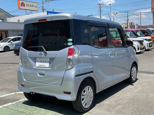 【納車前点検】法定12月整備付き12ケ月＋エンジンオイル＋エレメント＋ワイパーリフィール交換等を弊社整備工場にて実施。整備費用は車両本体に含まれております。