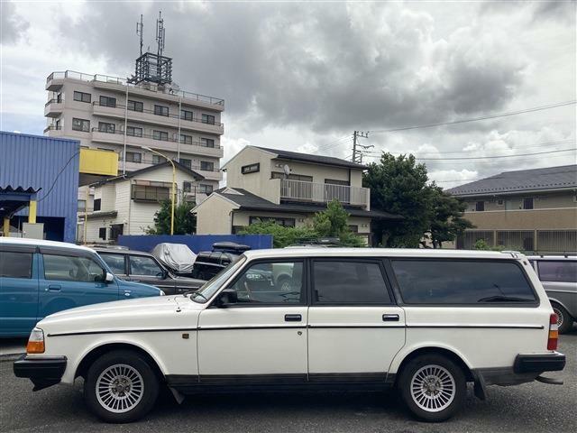 納車整備が一通り完了した後、すぐに納車するのではなく、一旦スタッフにより試乗を行い、問題がなければ納車日をご相談させていただく流れとなります。