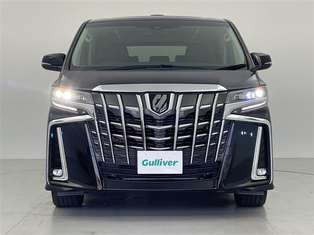 【正面】『外装：正面側』の画像になります。写真の内容に関してご不明点、ご質問等がございましたらお気軽にガリバー店舗までお問い合わせください。