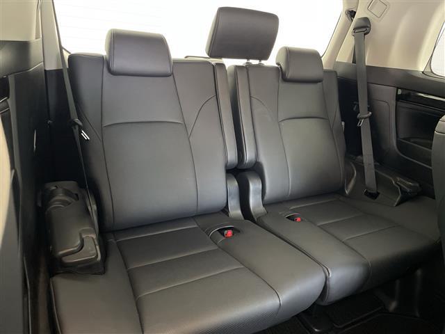 【後部座席】『後部座席周辺』の画像になります。写真の内容に関してご不明点、ご質問等がございましたらお気軽にガリバー店舗までお問い合わせください。