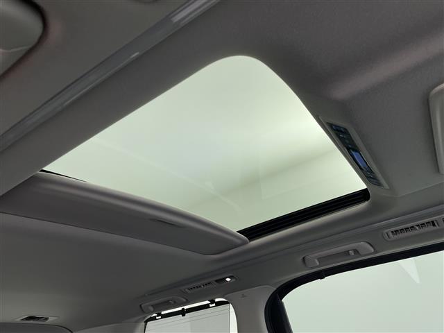 【天井】『天井』の画像になります。写真の内容に関してご不明点、ご質問等がございましたらお気軽にガリバー店舗までお問い合わせください。