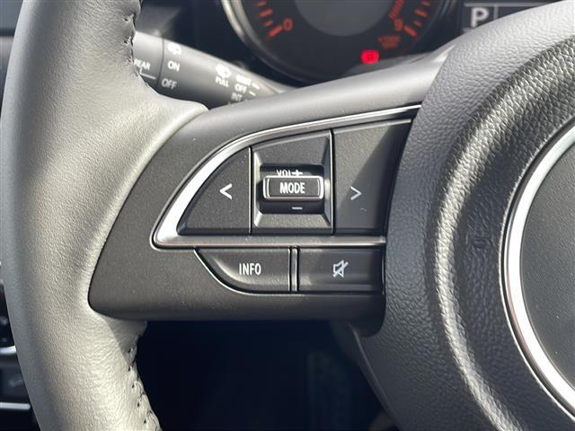 【運転席操作部】『運転席周辺の装備』の画像になります。快適なドライブを楽しむための機能が装備されています！運転席から触れるので使いやすいです！