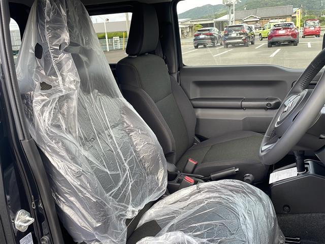 【運転席】『運転席周辺』の画像になります。写真の内容に関してご不明点、ご質問等がございましたらお気軽にガリバー店舗までお問い合わせください。