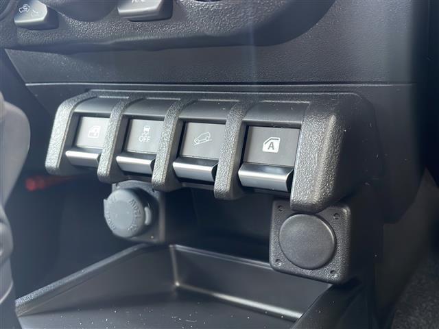 【窓操作部】『窓周辺/窓周辺装備』の画像になります。写真の内容に関してご不明点、ご質問等がございましたらお気軽にガリバー店舗までお問い合わせください。