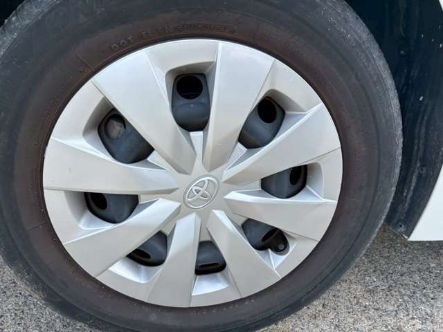 R3年式カローラツーリング入庫しました！現車確認の場合事前連絡頂ければ幸いです。